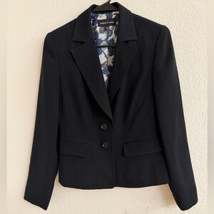 Isabel & Nina Women's Black Blazer w/ Blue Floral Lining Size 2 EUC Like New